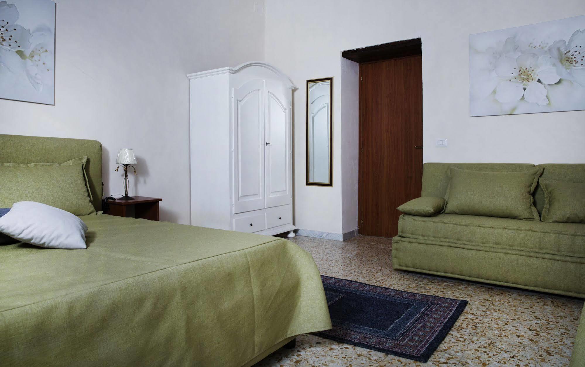 B&B Rochel Napoli Екстер'єр фото